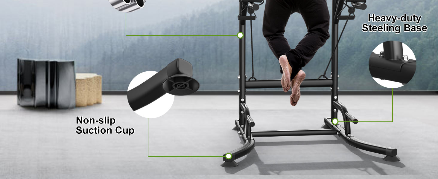 krafttårn med fremhævede funktioner på et gråt gulv.